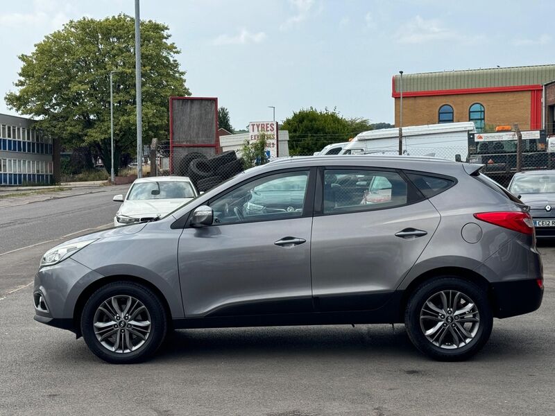 HYUNDAI IX35