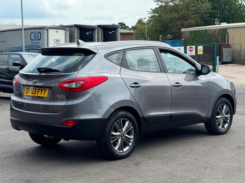 HYUNDAI IX35