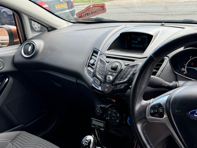 FORD FIESTA