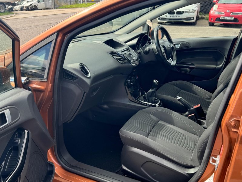 FORD FIESTA