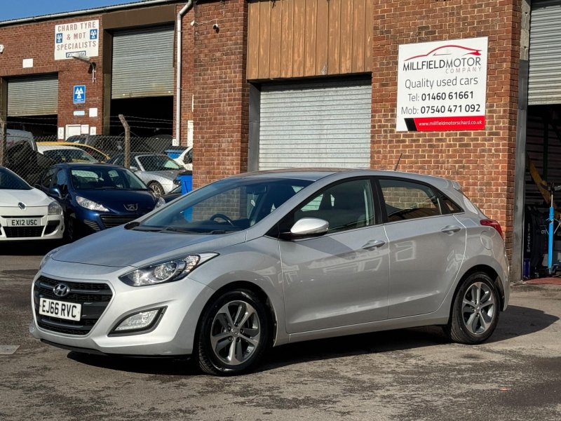 HYUNDAI I30