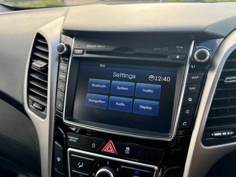 HYUNDAI I30