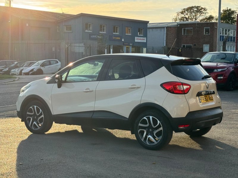 RENAULT CAPTUR