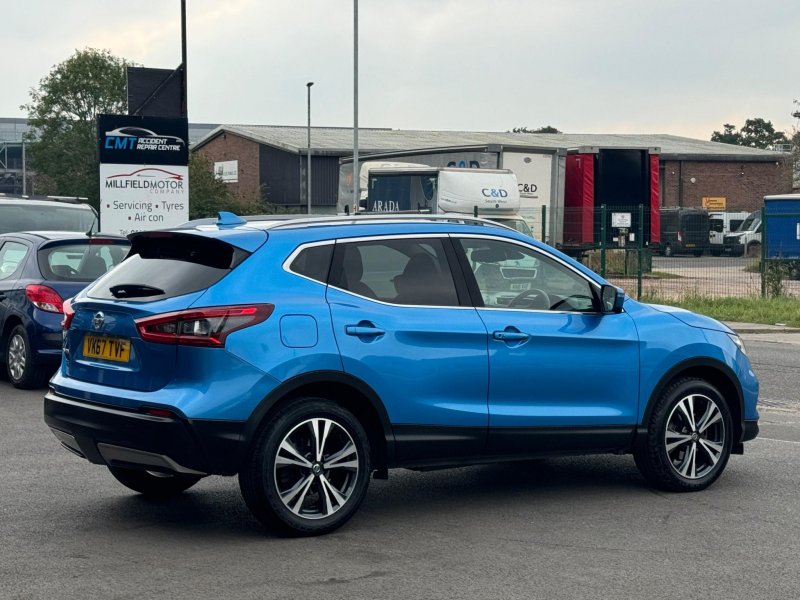 NISSAN QASHQAI