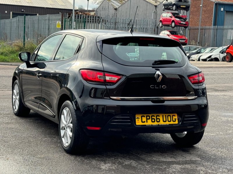 RENAULT CLIO