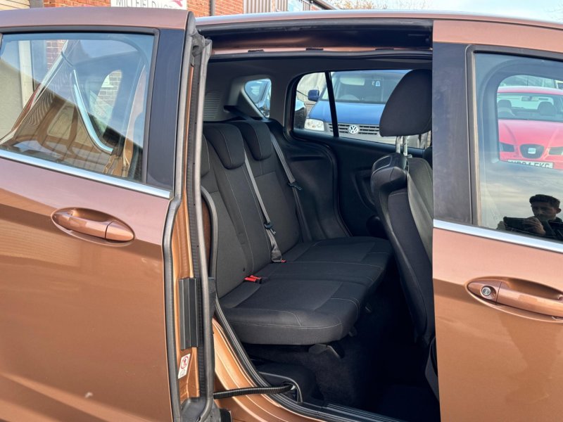 FORD B-MAX