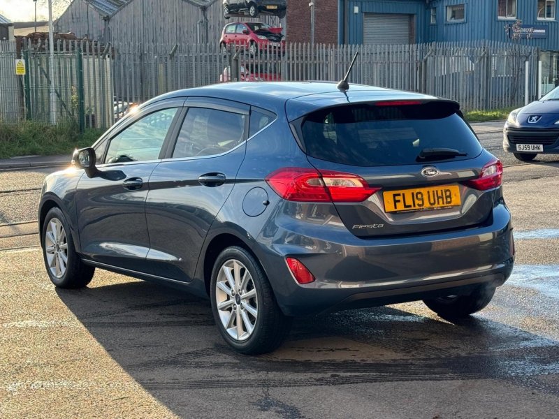 FORD FIESTA