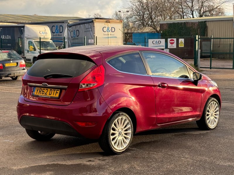 FORD FIESTA