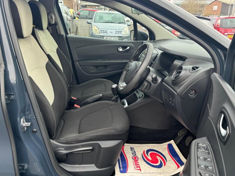 RENAULT CAPTUR