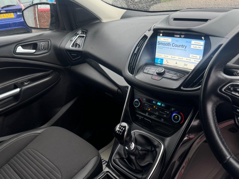 FORD KUGA