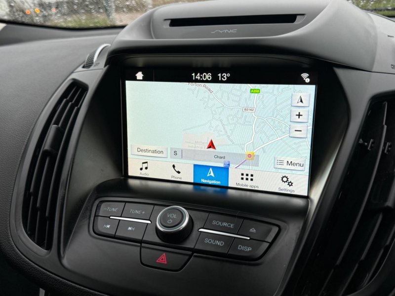 FORD KUGA