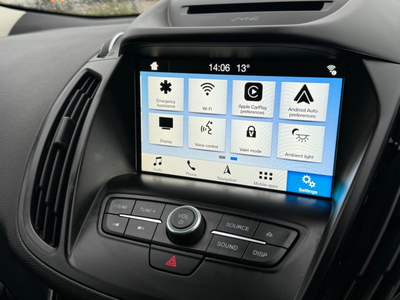 FORD KUGA