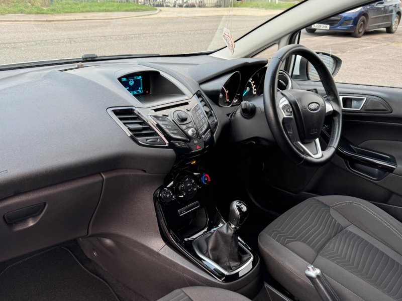 FORD FIESTA