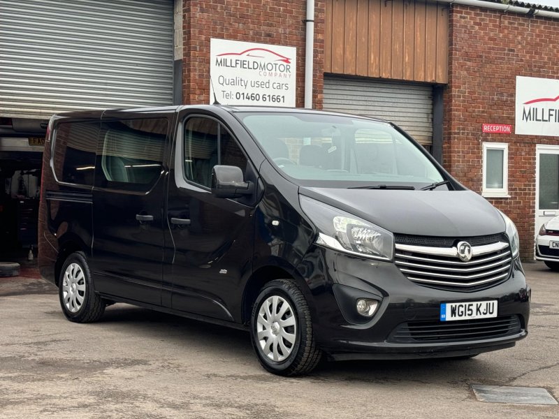 VAUXHALL VIVARO
