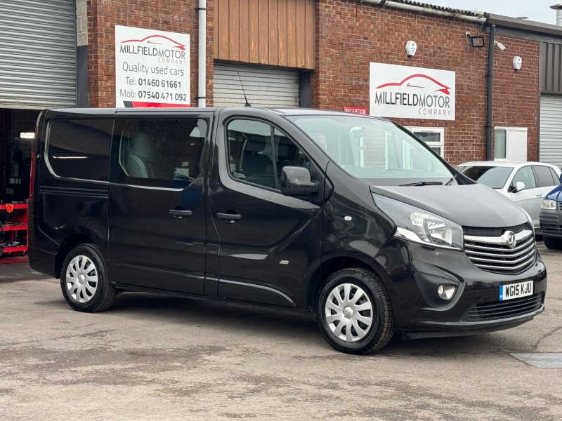 VAUXHALL VIVARO