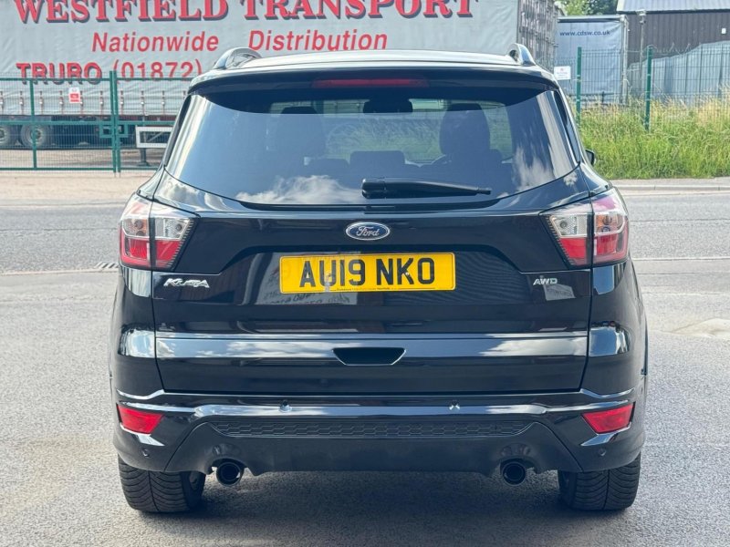 FORD KUGA