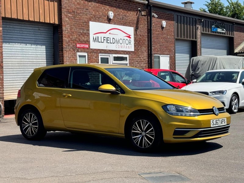 VOLKSWAGEN GOLF