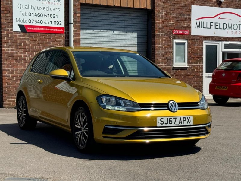 VOLKSWAGEN GOLF